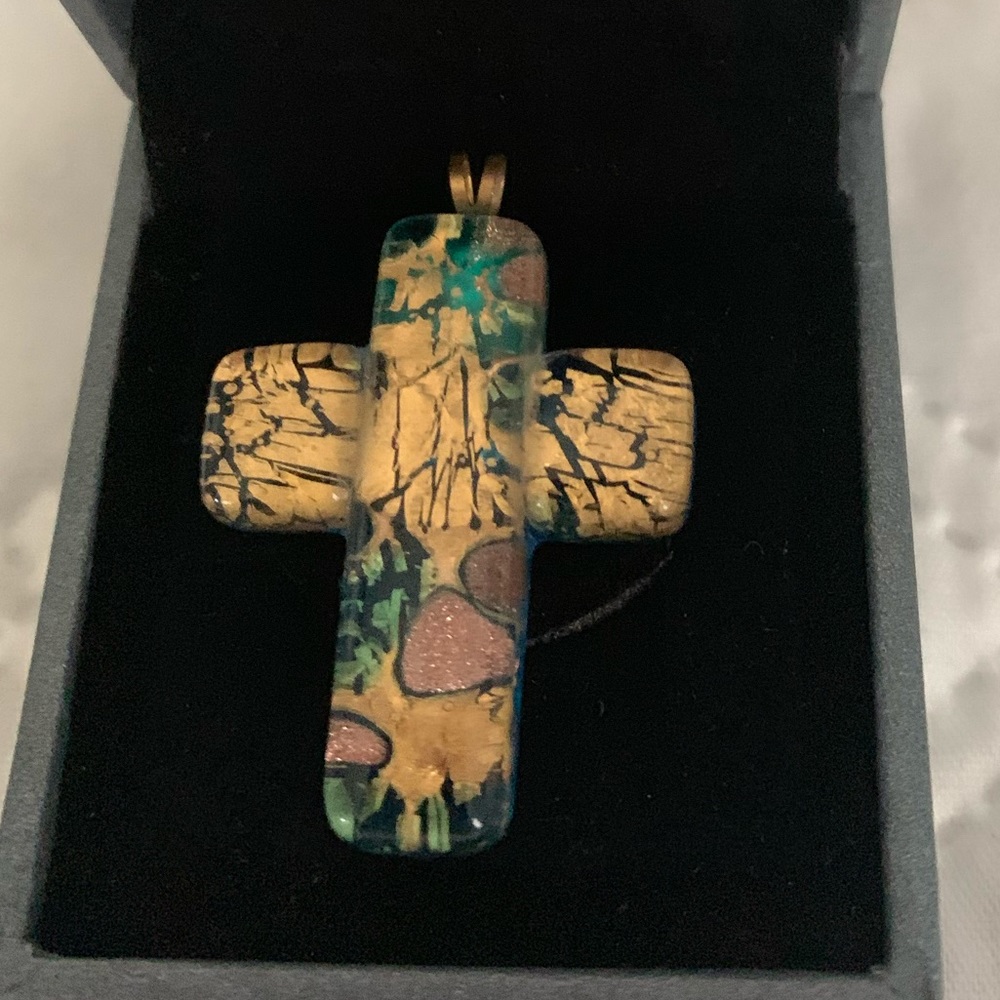Glass cross pendant